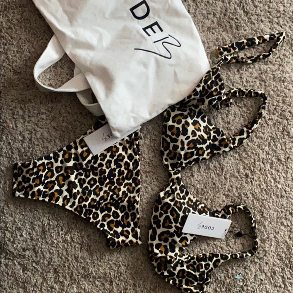 Code B Atlas Bikini